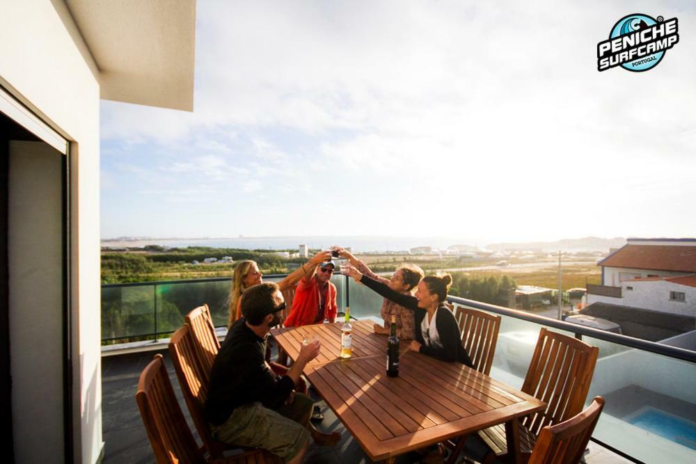 Peniche Surf Camp luxurious Two&Three Room Apartments Exterior foto